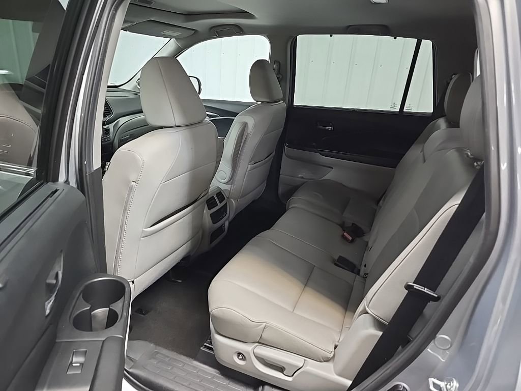 Used 2022 Honda Pilot Special Edition image 31