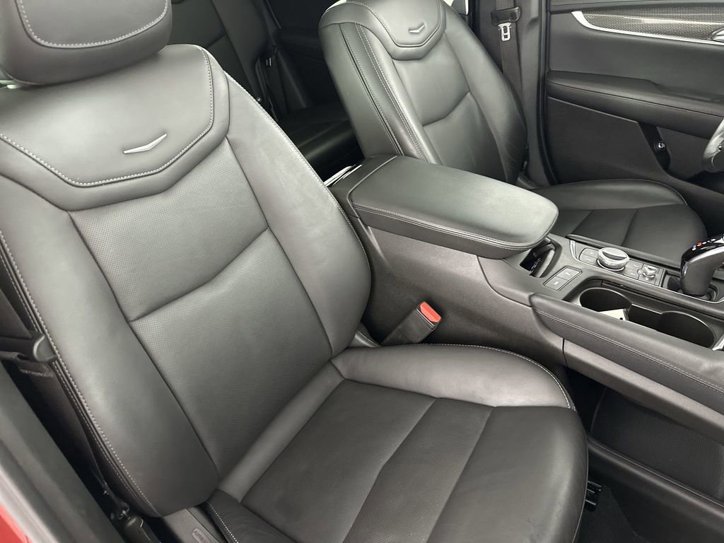 Certified 2023 Cadillac XT5 Sportv AWD/4WD image 31