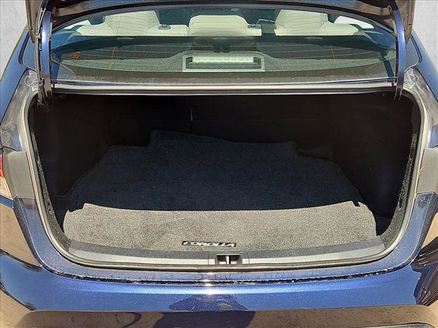 Certified 2023 Toyota Corolla SE w/ Carpet Mat Package (TMS) FWD image 6