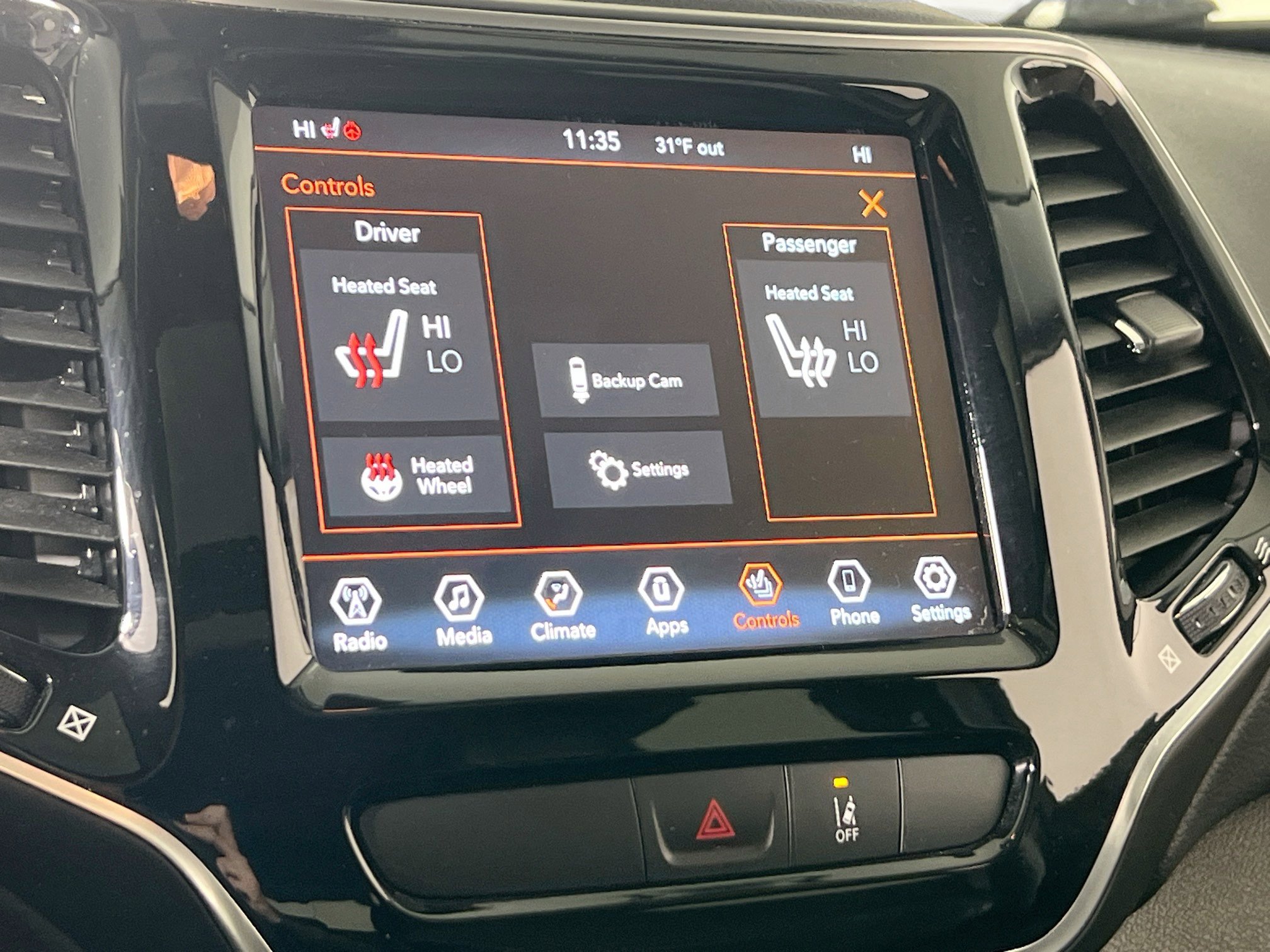 Used 2022 Jeep Cherokee Limited image 19