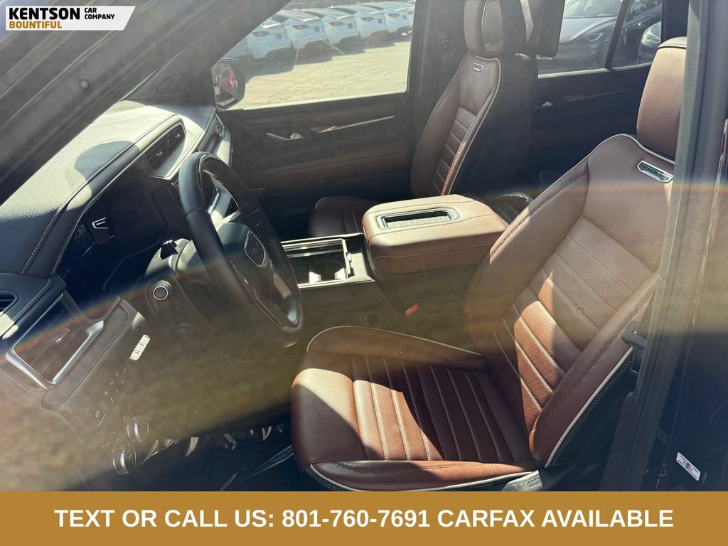 Used 2024 GMC Yukon Denali Ultimate AWD/4WD image 33