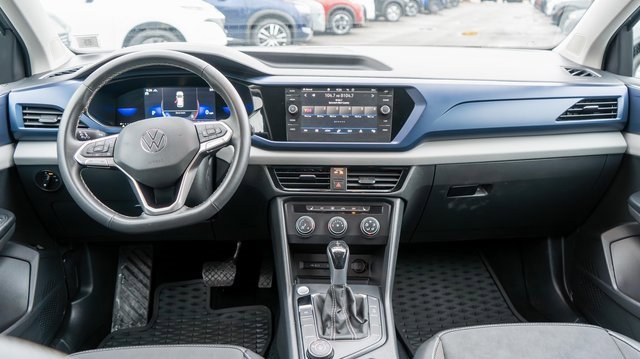 Used 2022 Volkswagen Taos SE image 15