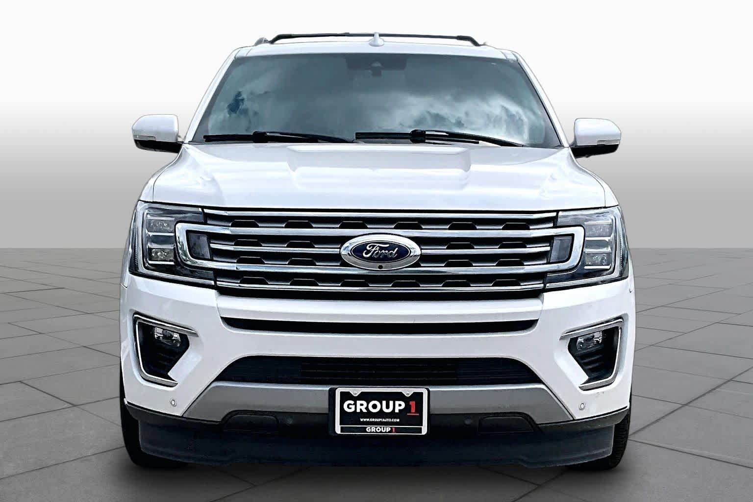 Used 2019 Ford Expedition Limited w/ Special Edition Package RWD image 4