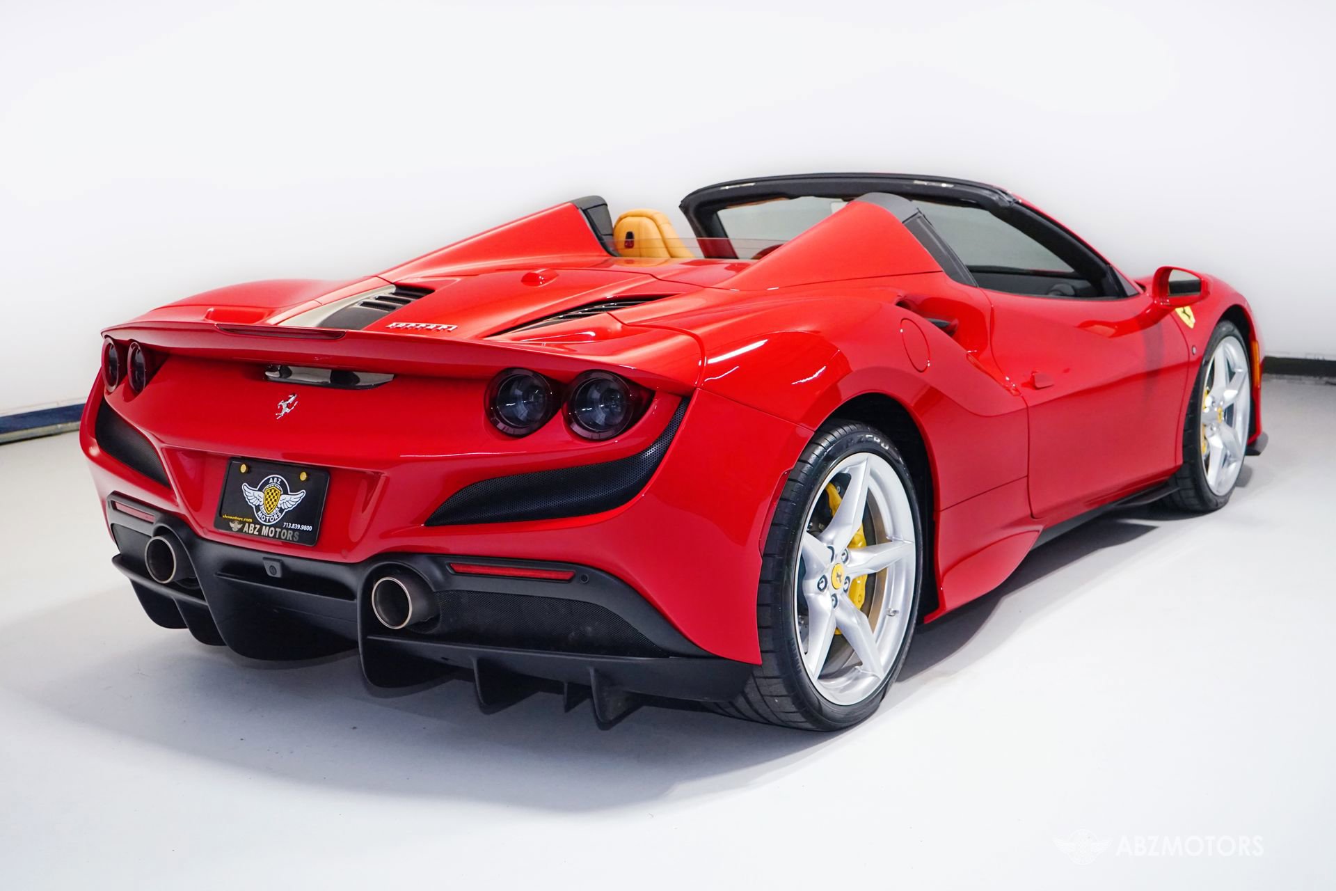 Used 2022 Ferrari F8 Tributo RWD image 6