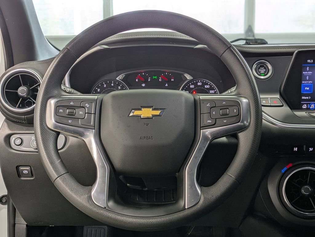 Used 2021 Chevrolet Blazer LT AWD/4WD image 16