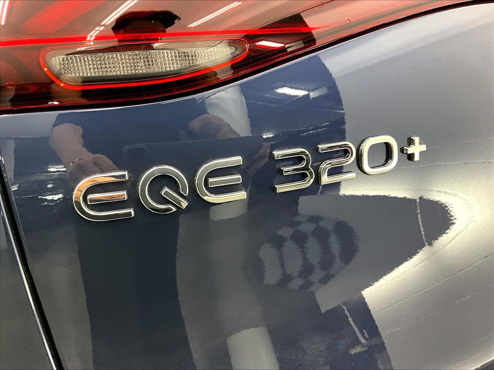 New 2027 Mercedes-Benz EQE 320+ SUV image 12