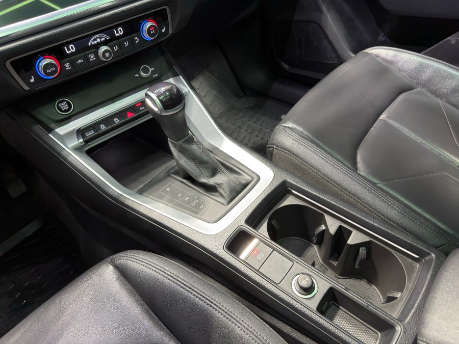 Used 2023 Audi Q3 2.0T Premium w/ Convenience Package AWD/4WD image 21