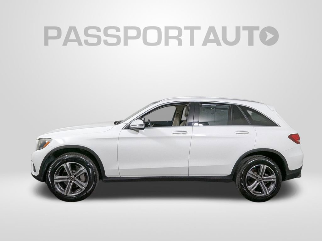Used 2019 Mercedes-Benz GLC 300 4MATIC image 2