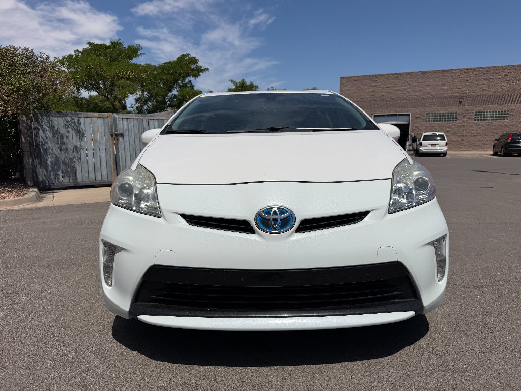 Used 2012 Toyota Prius Two FWD image 2