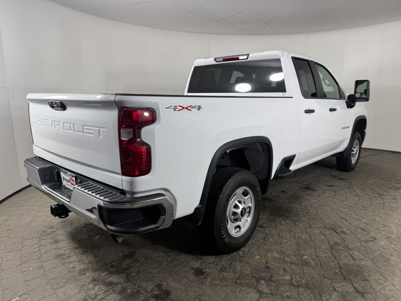 Used 2023 Chevrolet Silverado 2500 W/T w/ WT Fleet Convenience Package image 9
