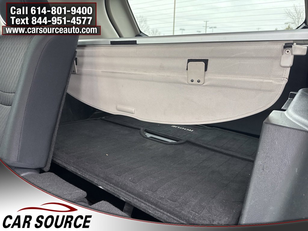 Used 2018 Nissan Rogue SV w/ Premium Package image 34