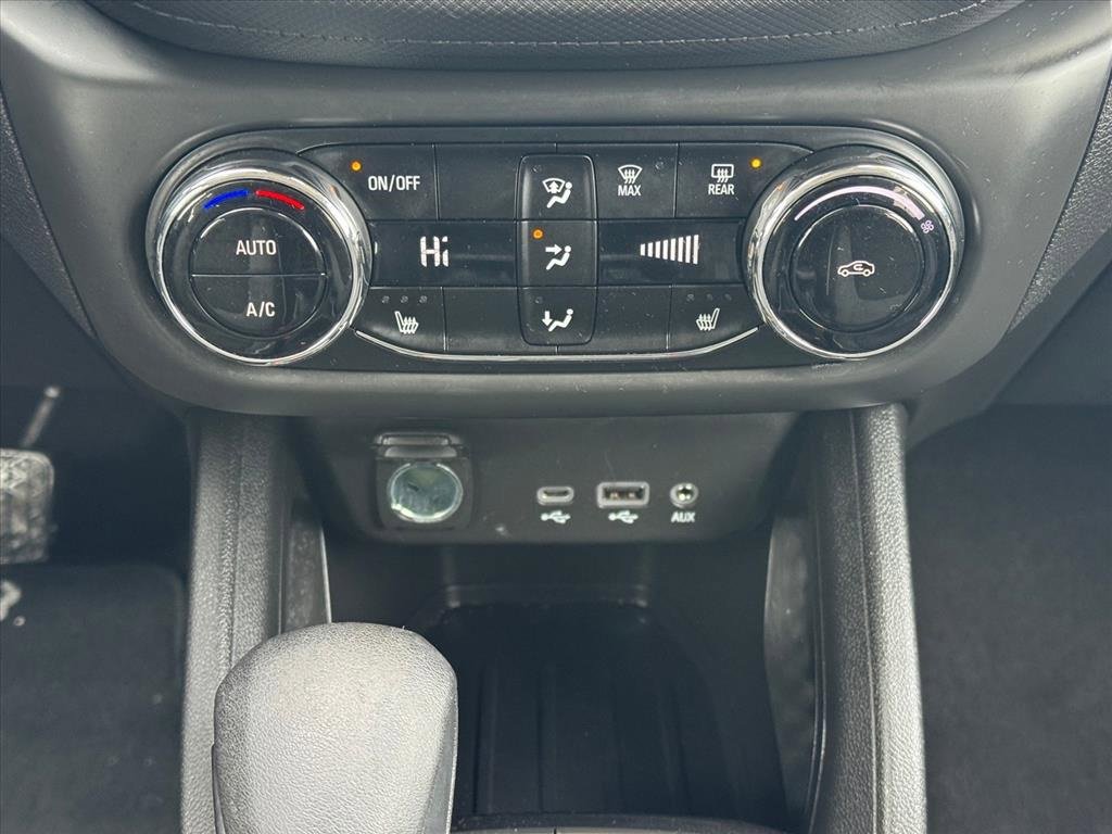 Used 2021 Chevrolet TrailBlazer LT w/ Convenience Package image 16