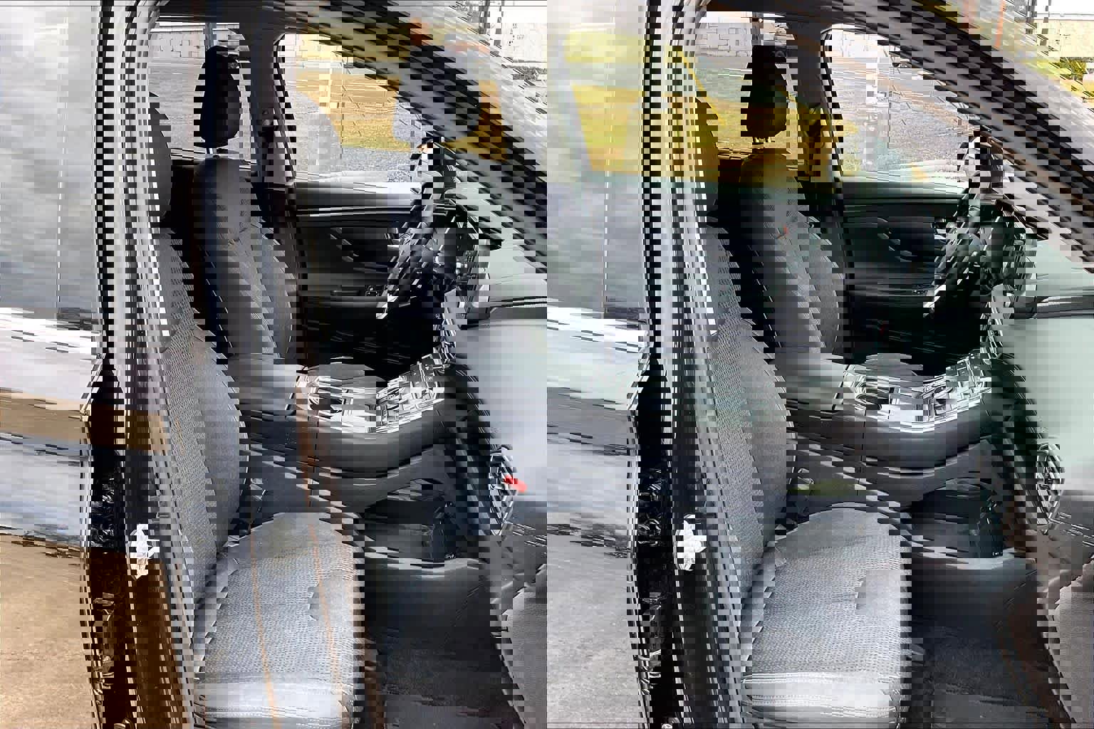 Used 2021 Hyundai Santa Fe SEL w/ Convenience Package image 7