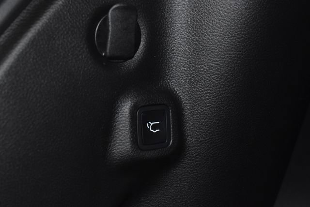 New 2026 Jeep Compass Limited image 29