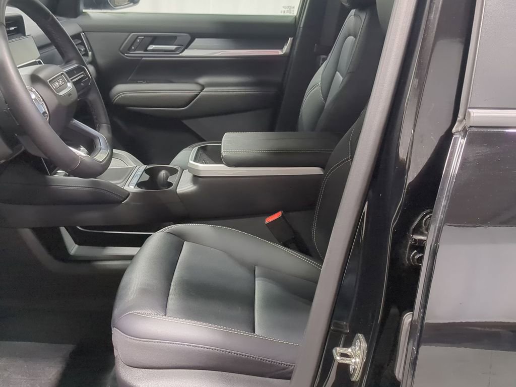 Used 2025 GMC Terrain Elevation w/ Elevation Premium Package image 20