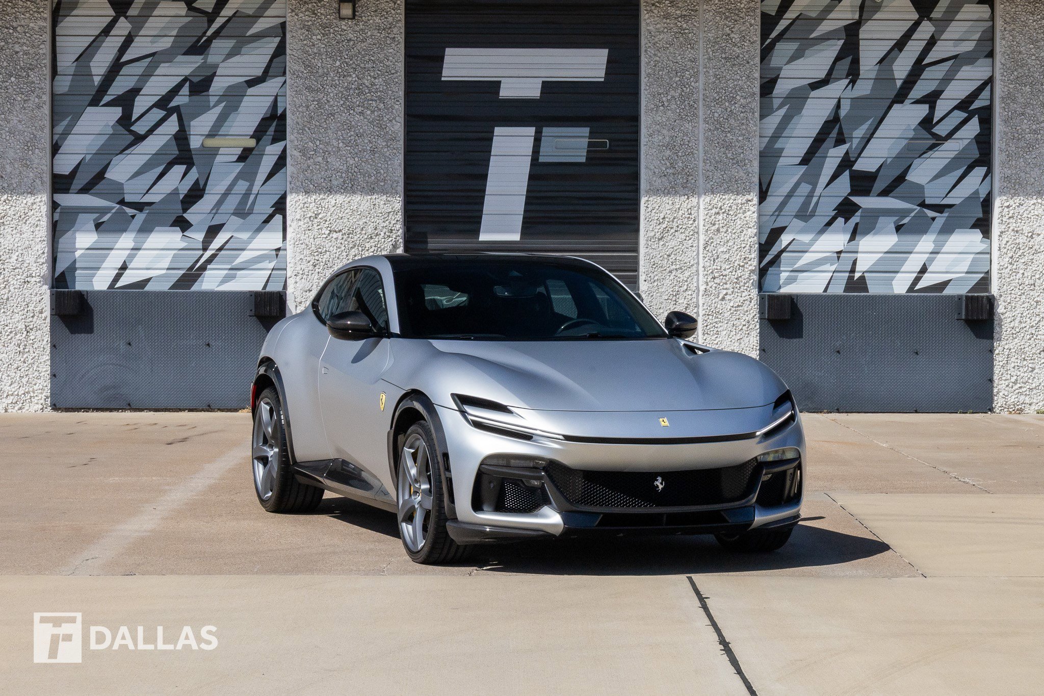 Used 2024 Ferrari Purosangue image 1