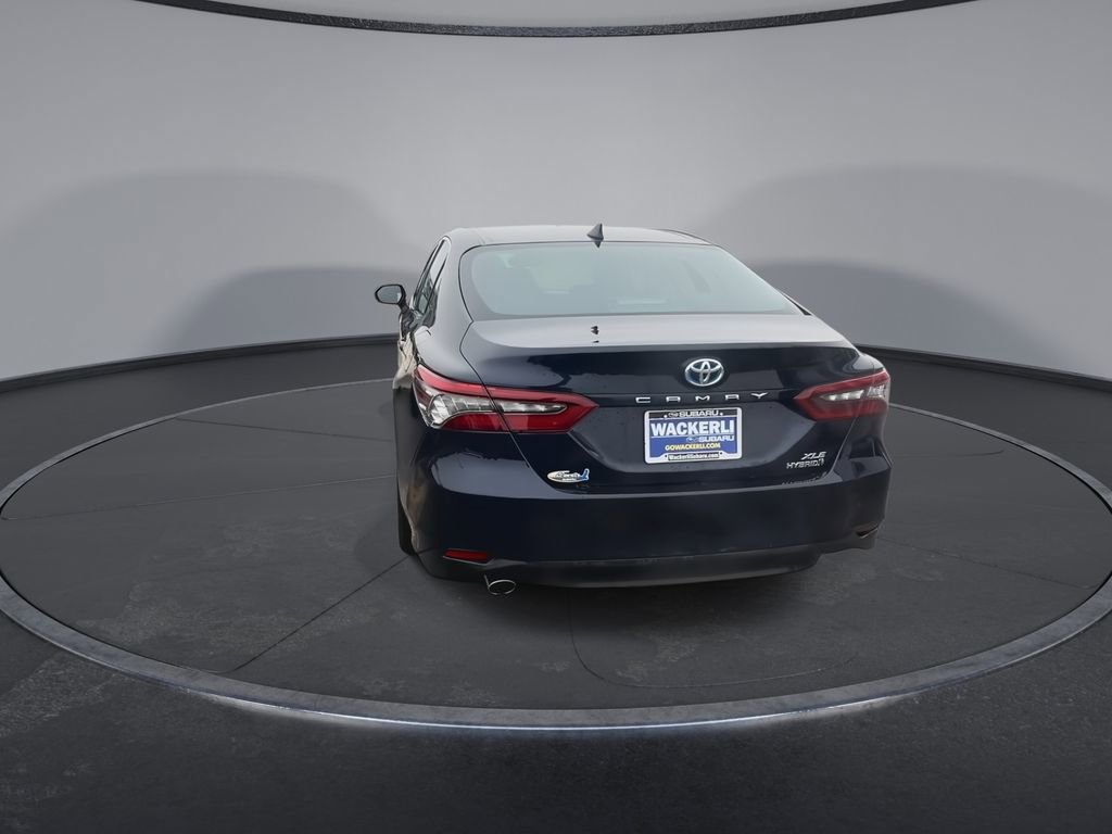 Used 2022 Toyota Camry XLE image 7