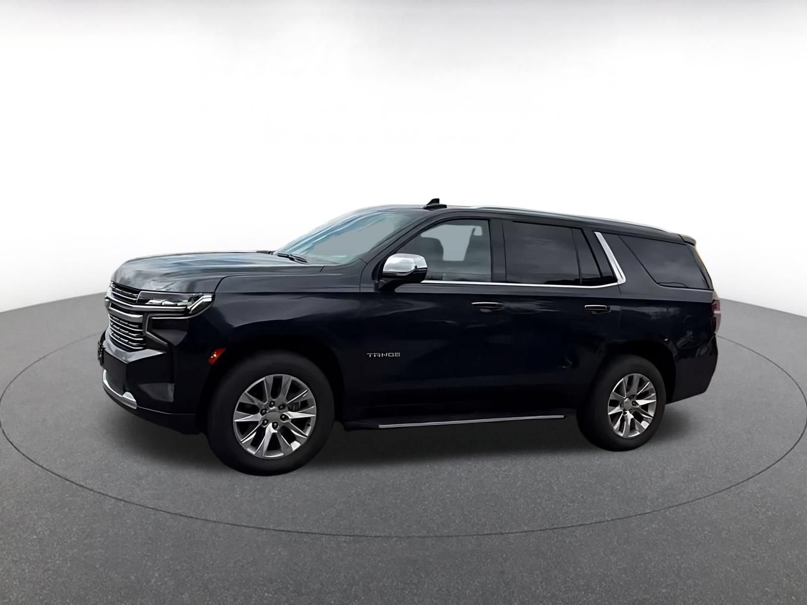Used 2023 Chevrolet Tahoe Premier AWD/4WD image 8