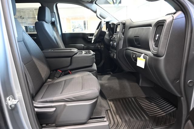 New 2026 Chevrolet Silverado 1500 Custom AWD/4WD image 11