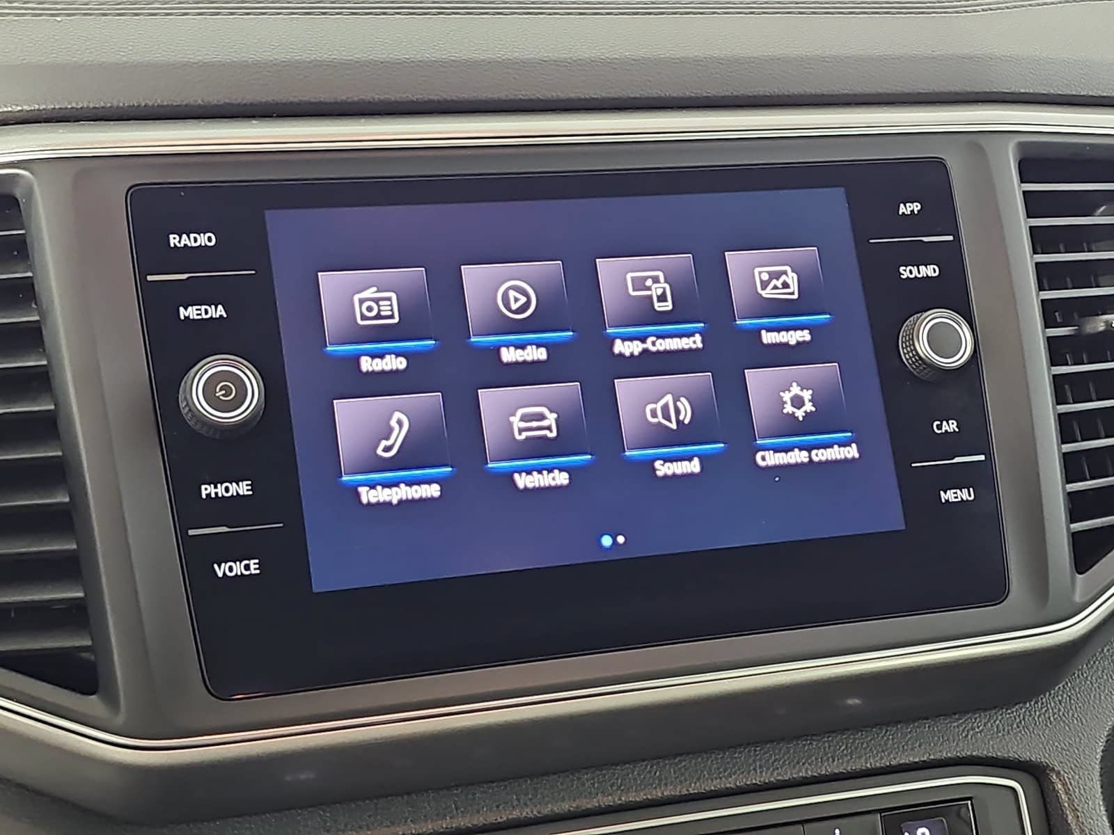 Used 2019 Volkswagen Atlas SE FWD image 21