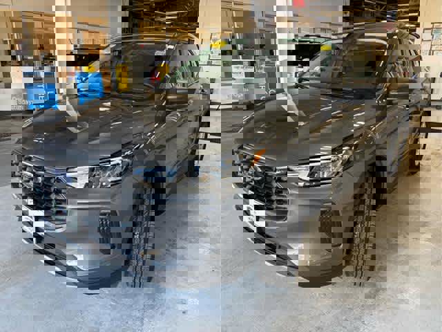 New 2025 Ford Escape Active w/ Cold Weather Package image 3