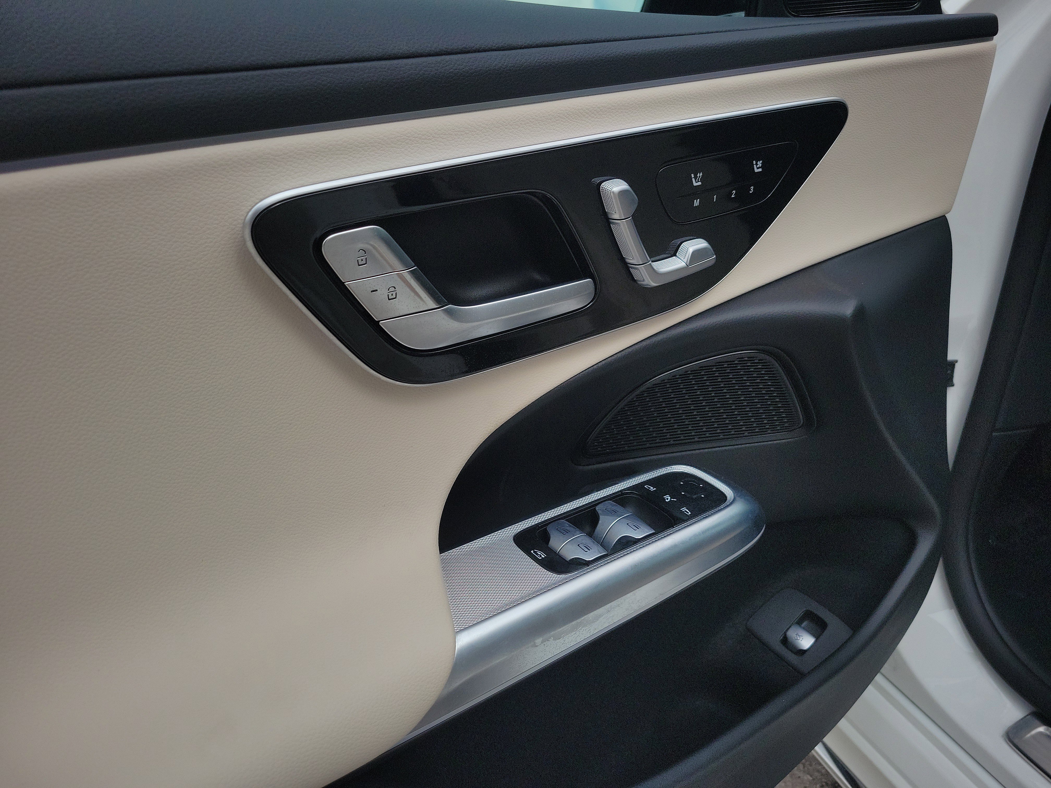 Certified 2025 Mercedes-Benz E 350 Sedan image 21