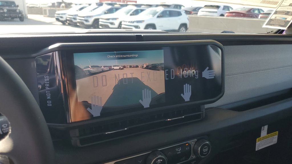 New 2026 Jeep Gladiator Sport image 30