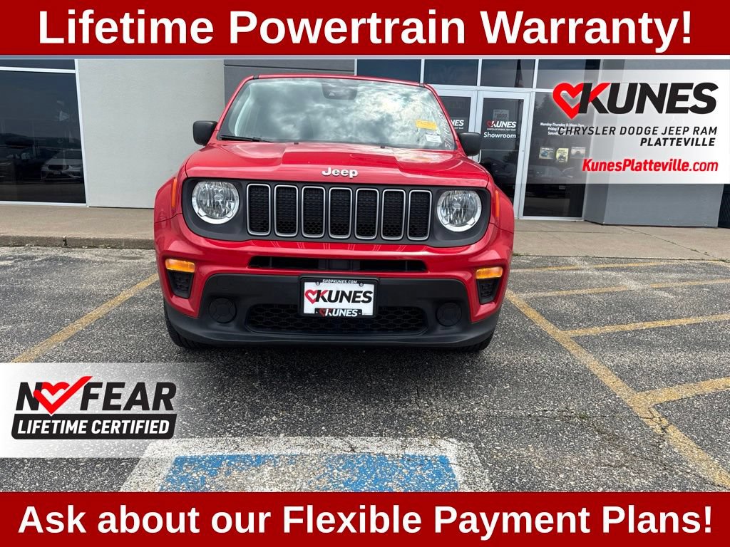 Used 2023 Jeep Renegade Latitude AWD/4WD image 4