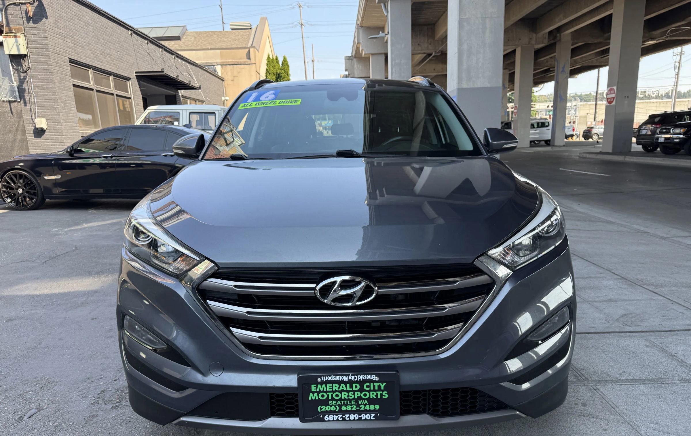 Used 2016 Hyundai Tucson Limited w/ Option Group 03 image 2