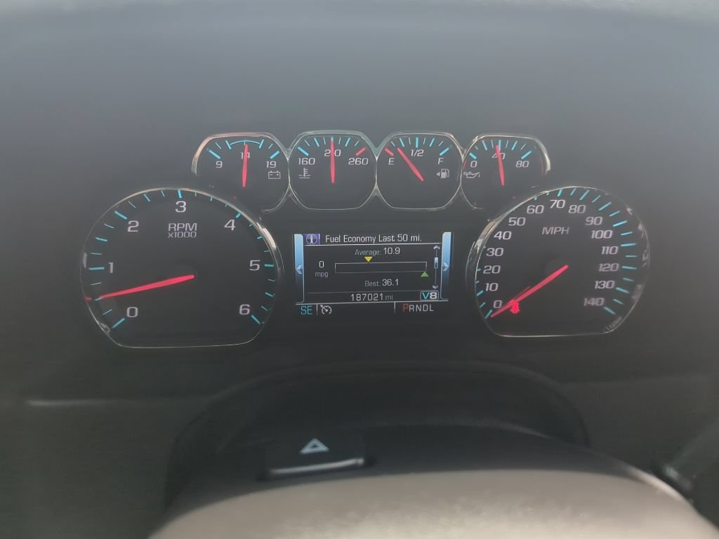 Used 2018 Chevrolet Tahoe LT AWD/4WD image 30