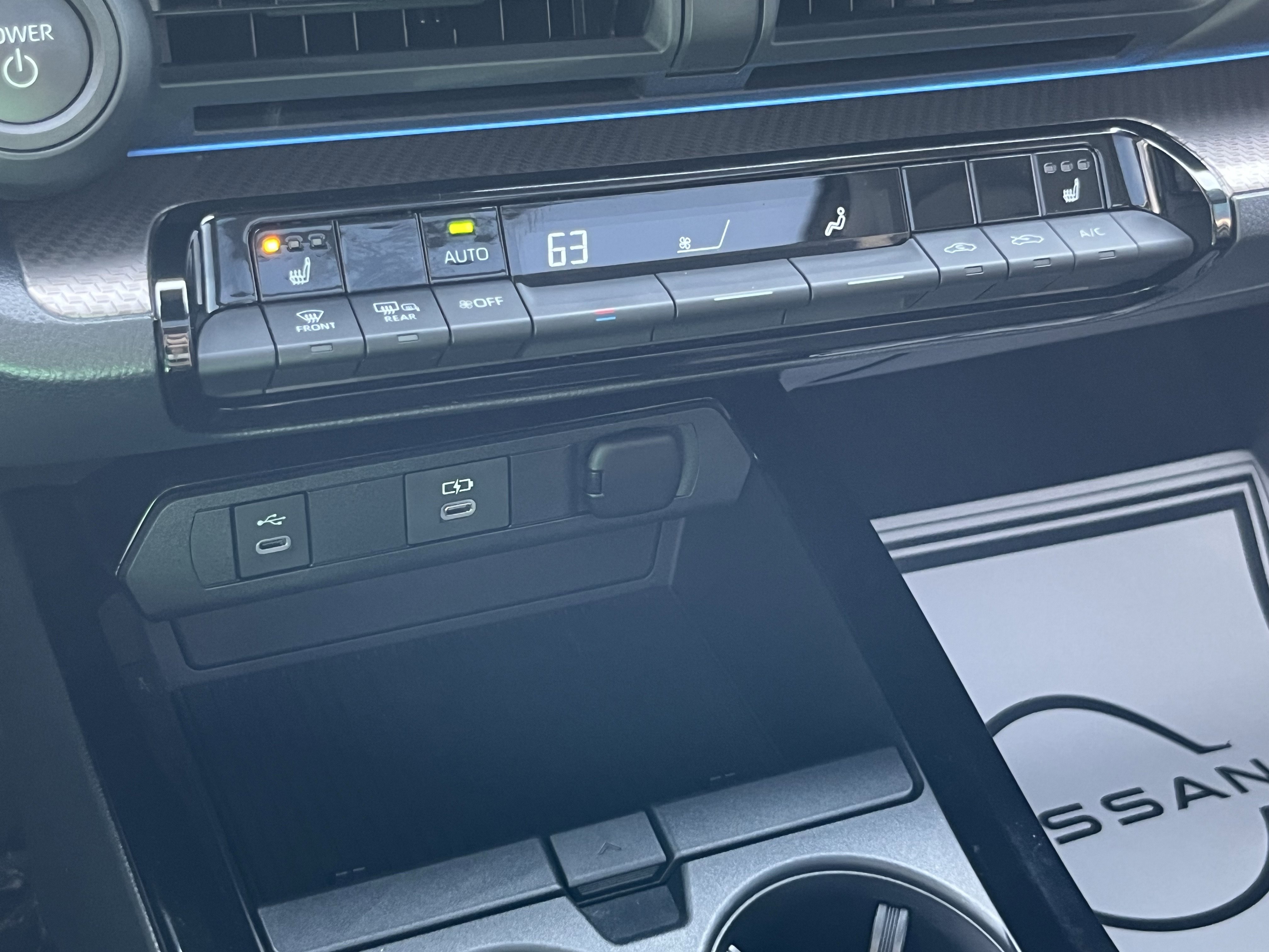 Used 2024 Toyota Prius XLE image 27