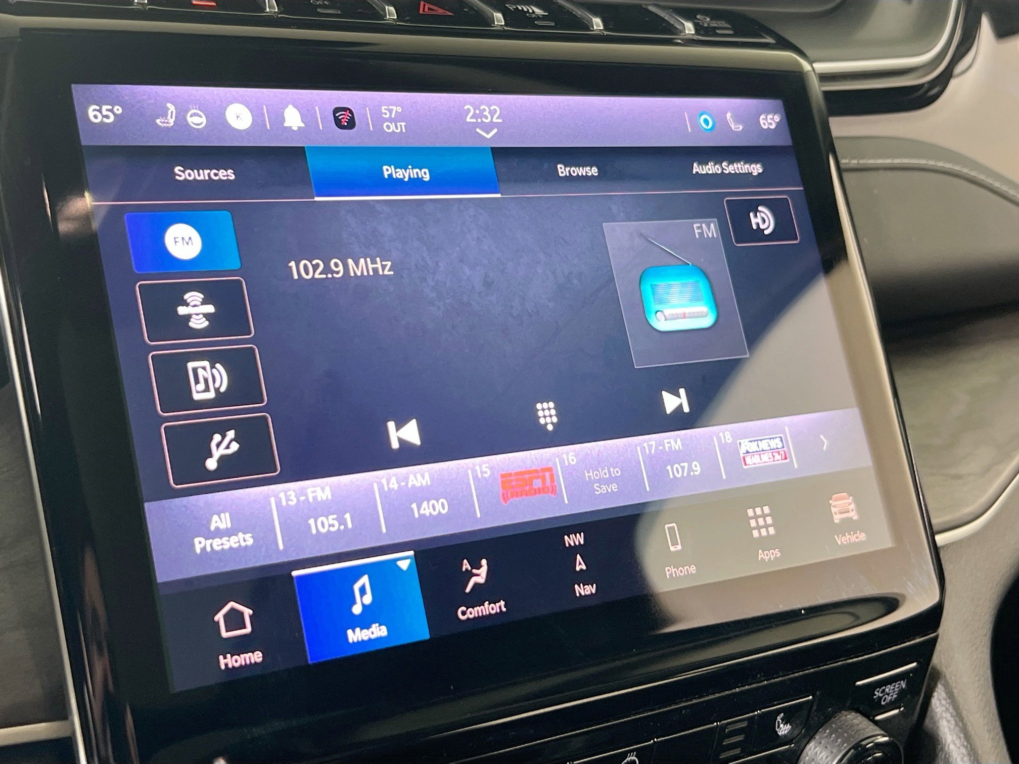 Used 2022 Jeep Grand Cherokee Limited image 15