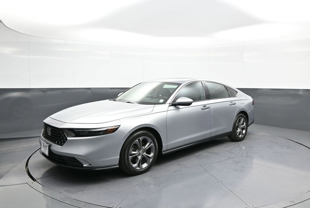 Certified 2024 Honda Accord EX image 10