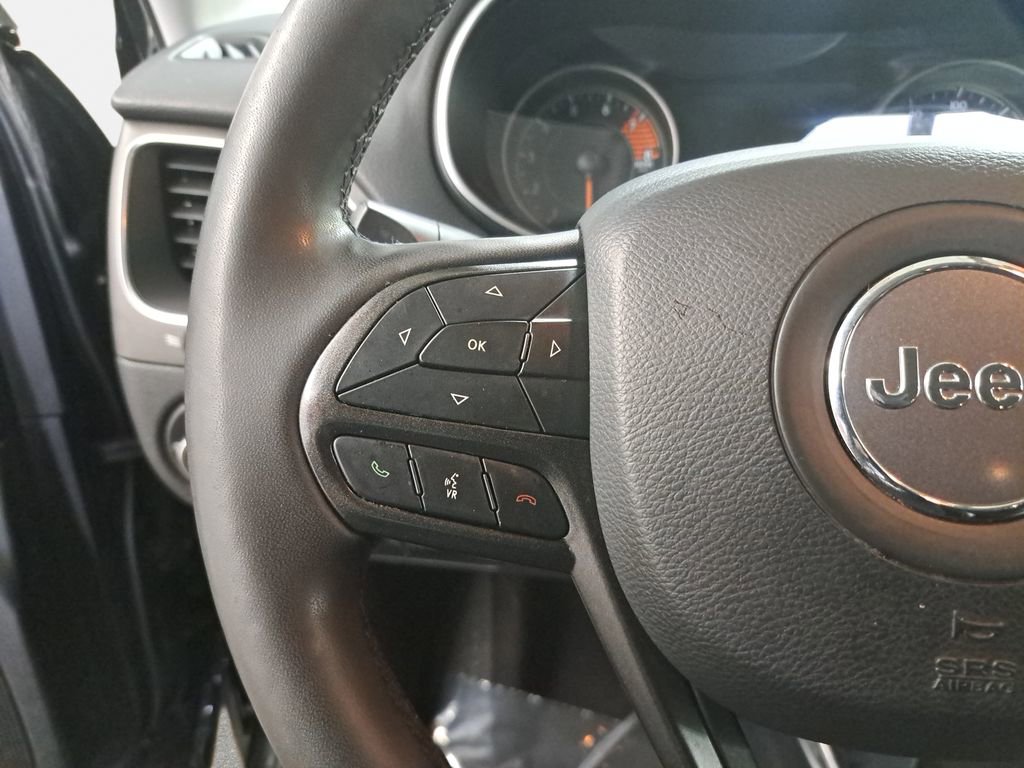 Certified 2022 Jeep Cherokee Trailhawk AWD/4WD image 17