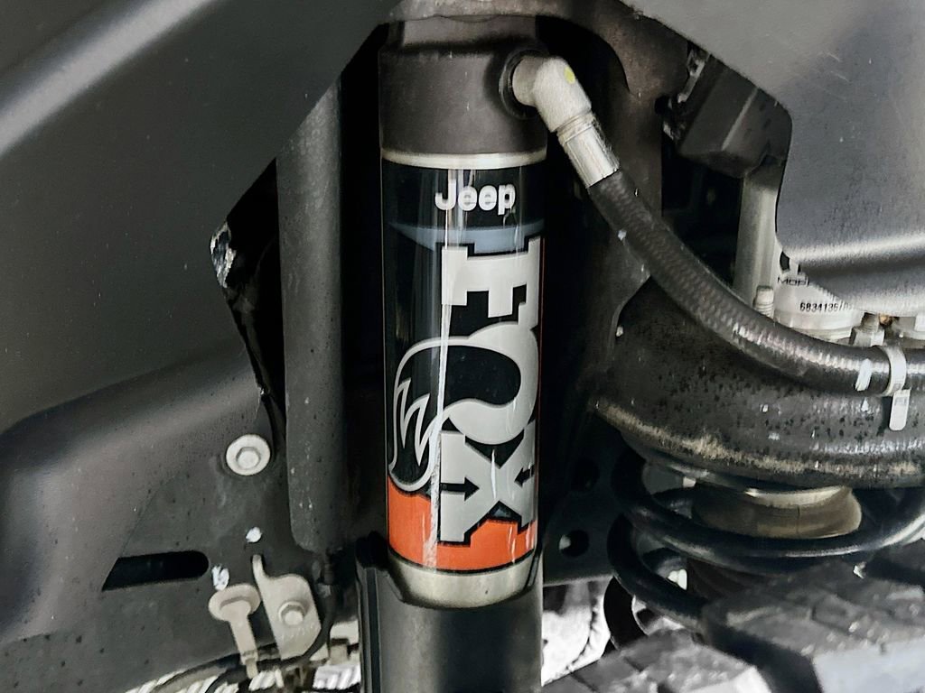 Used 2023 Jeep Gladiator Mojave w/ Cold Weather Group image 39