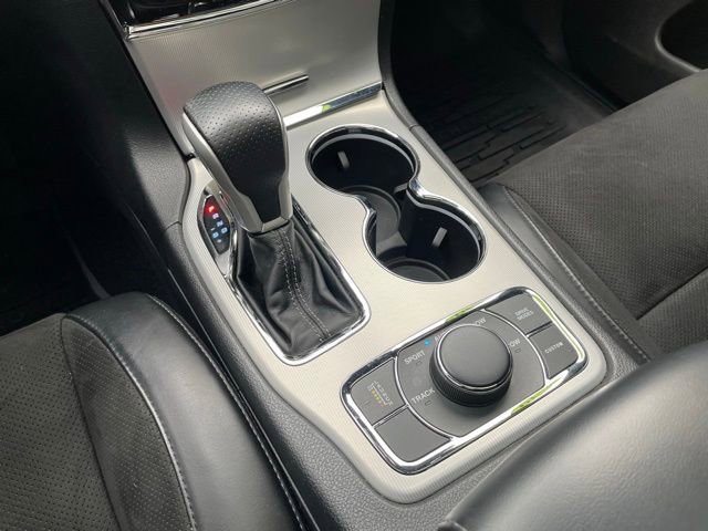 Used 2019 Jeep Grand Cherokee SRT image 22