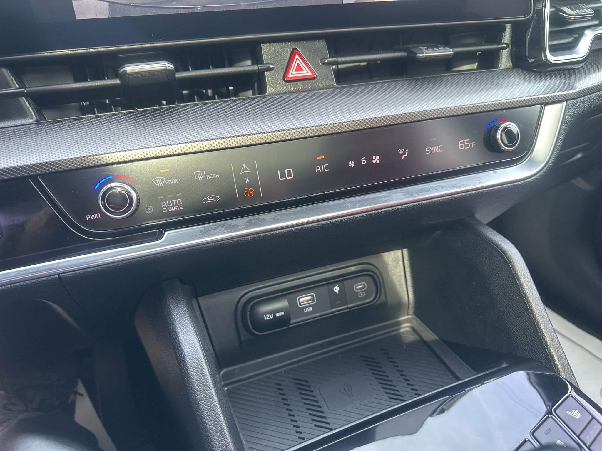 Used 2025 Kia Sportage SX FWD image 31