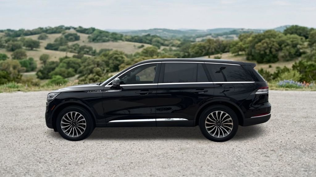 Used 2022 Lincoln Aviator Reserve w/ Elements Package Plus AWD/4WD image 5