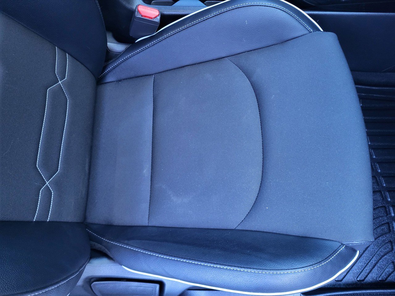 Used 2023 Kia Forte GT-Line w/ GT-Line Premium Package image 35