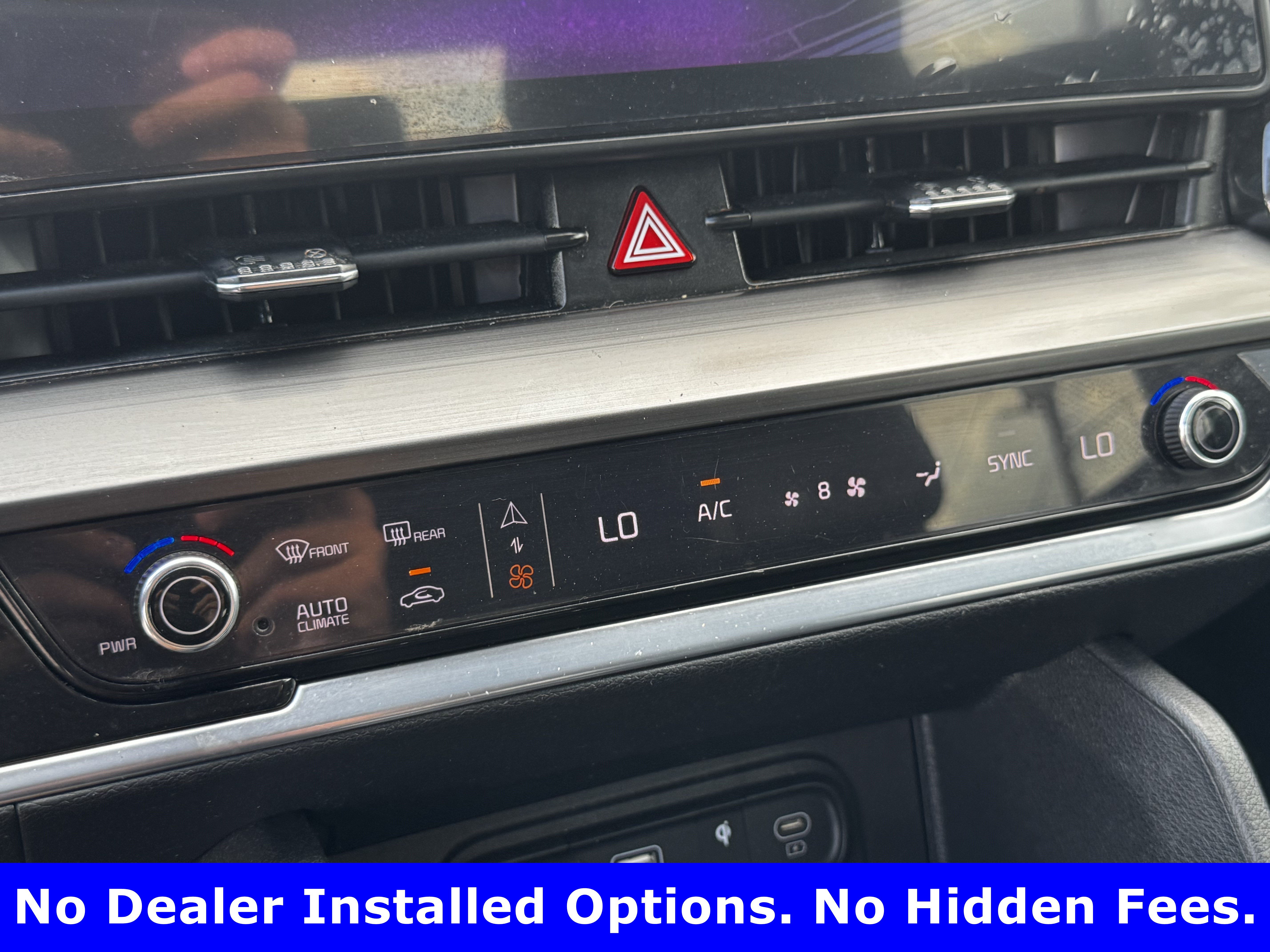 Used 2025 Kia Sportage EX FWD image 18