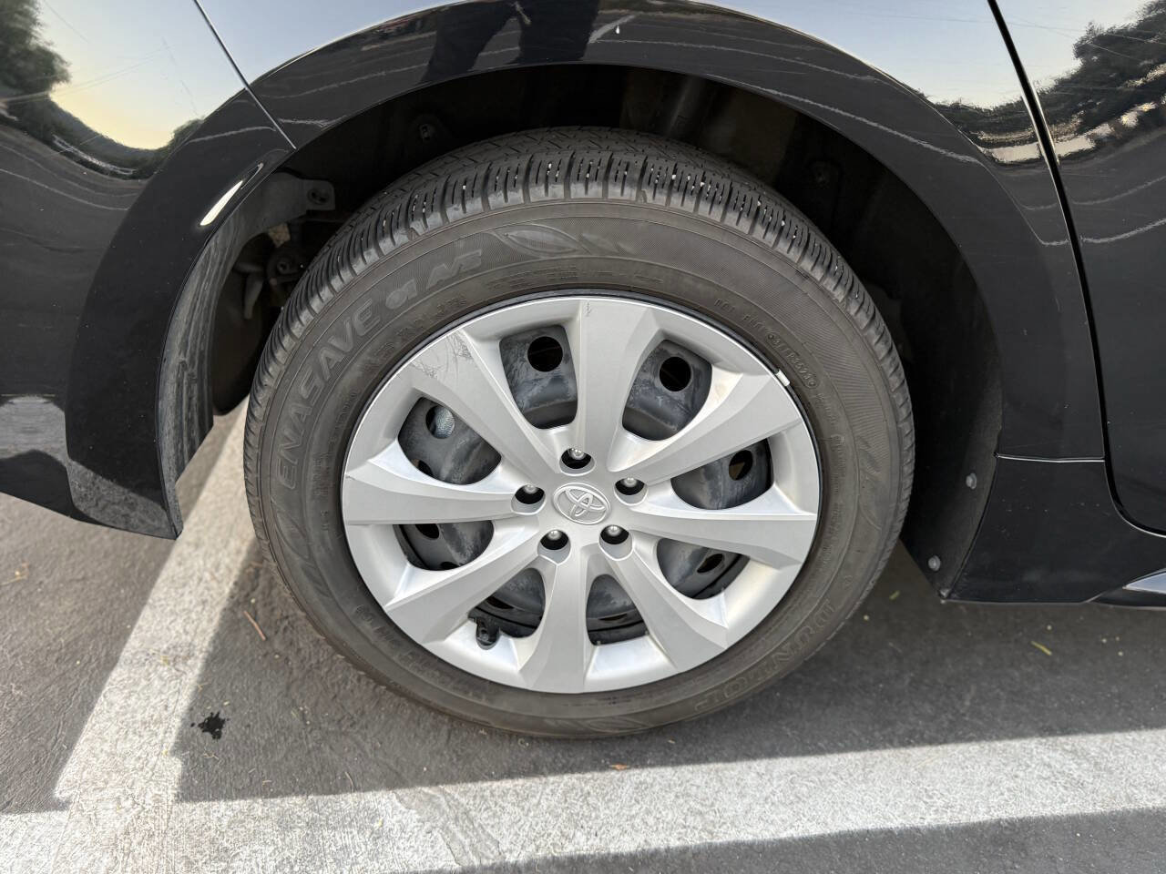 Used 2024 Toyota Corolla LE image 7