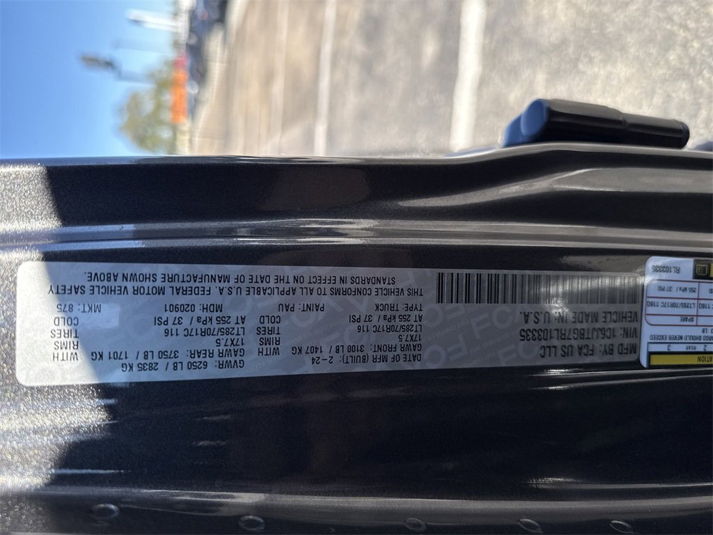 Used 2024 Jeep Gladiator Rubicon image 27