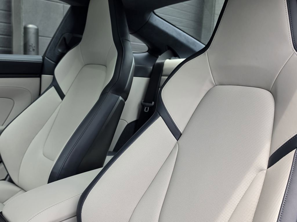 Certified 2026 Porsche 911 Carrera 4 GTS AWD/4WD image 5