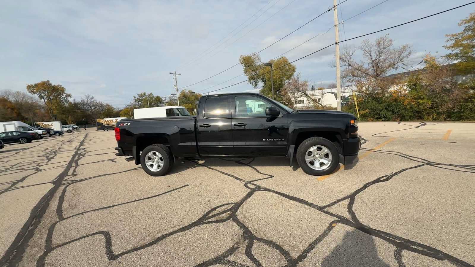 Certified 2019 Chevrolet Silverado 1500 LT w/ All Star Edition AWD/4WD image 10