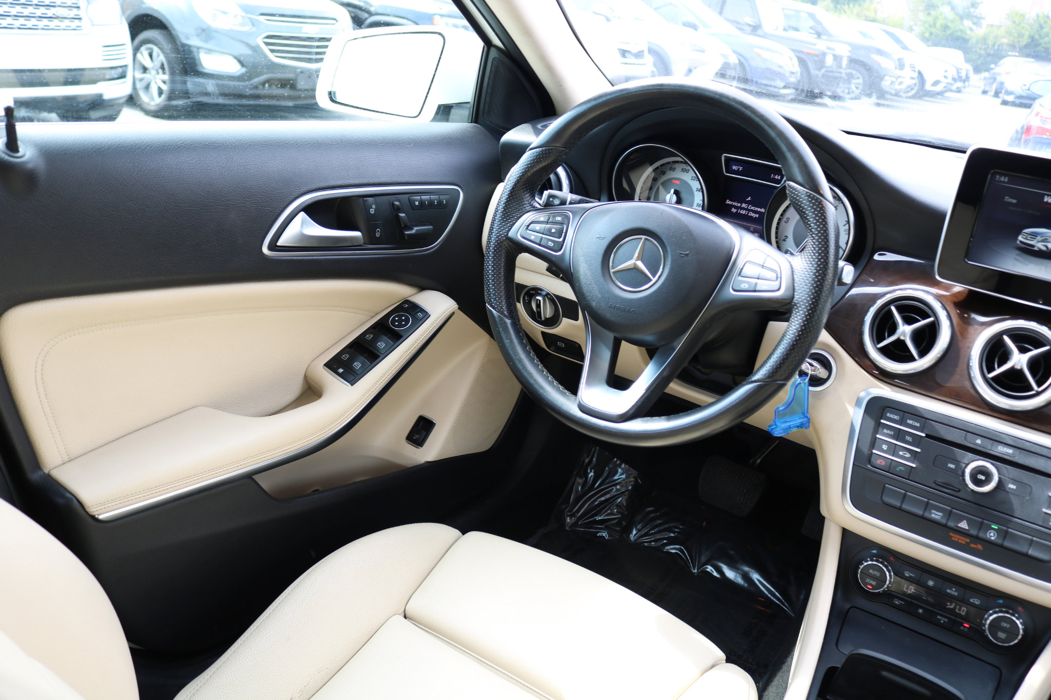 Used 2016 Mercedes-Benz GLA 250 image 39