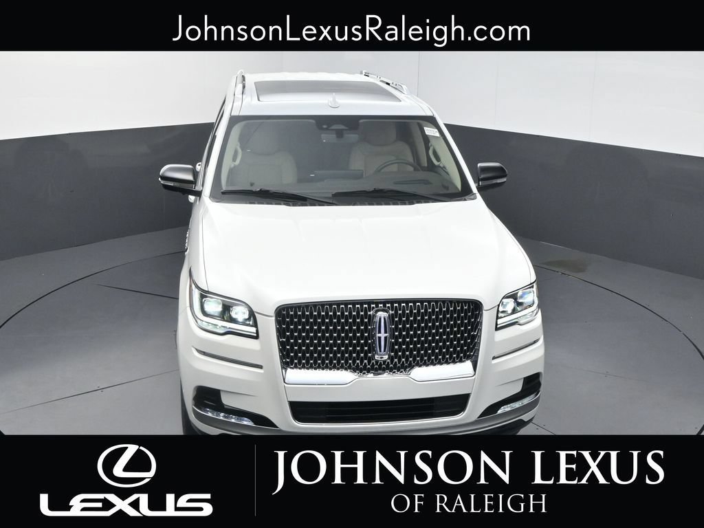 Used 2023 Lincoln Navigator L Reserve AWD/4WD image 26