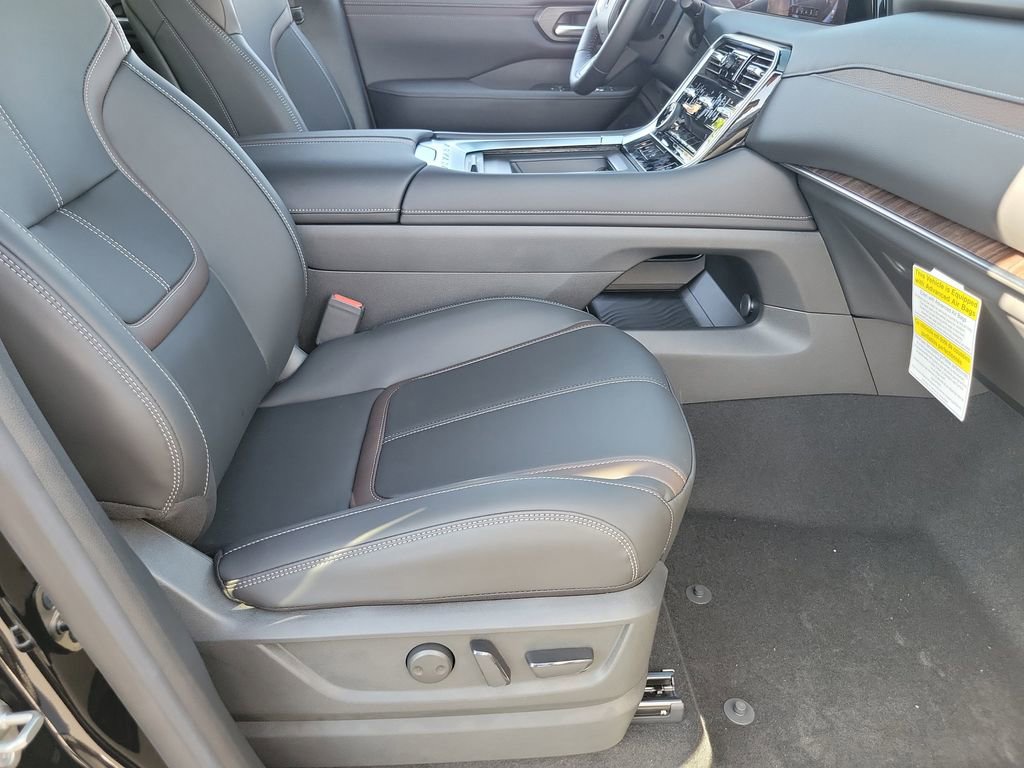 New 2026 Nissan Armada SL w/ Captain's Chari Seat Package image 14
