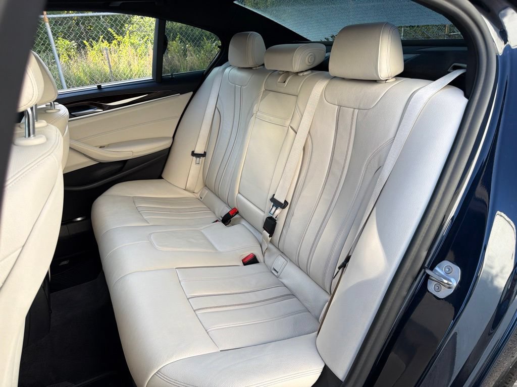 Used 2020 BMW 540i xDrive w/ Executive Package AWD/4WD image 22