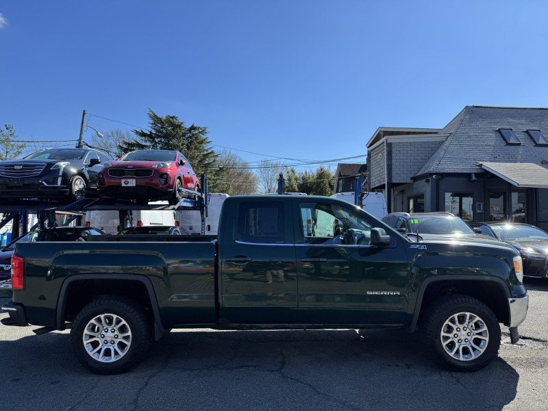 Used 2015 GMC Sierra 1500 SLE w/ SLE Value Package AWD/4WD image 6