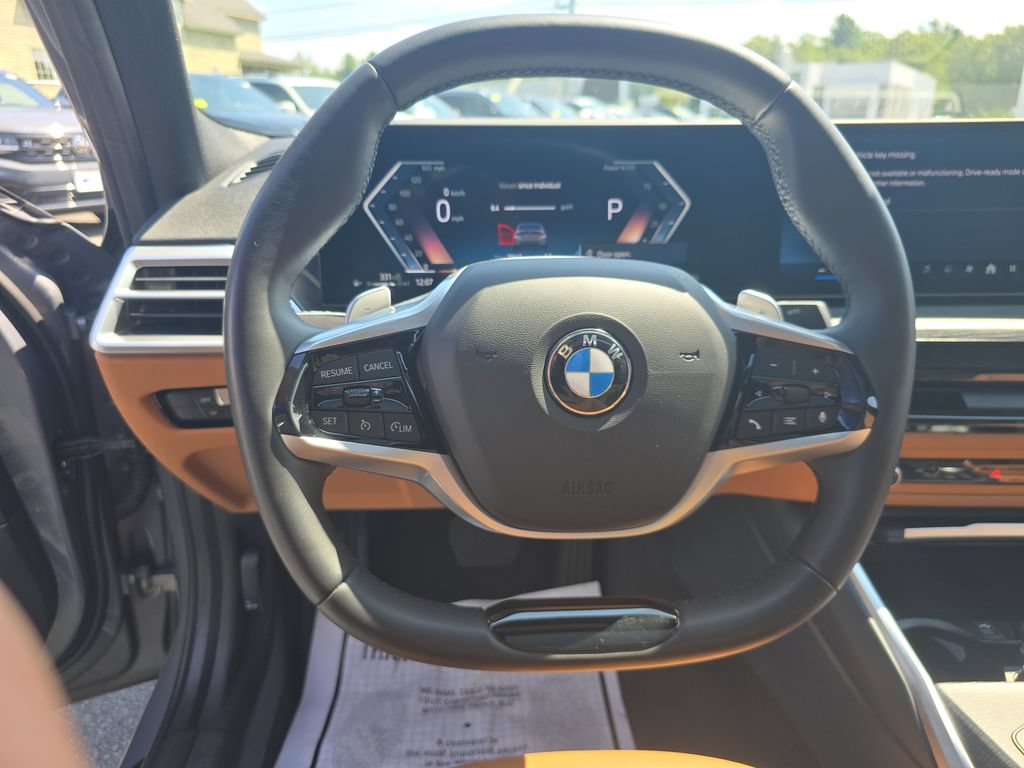 Certified 2025 BMW 330i xDrive Sedan AWD/4WD image 23